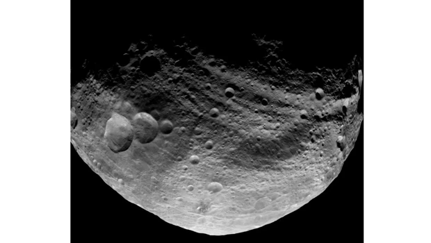 Scientists stunned by surface of asteroid Vesta