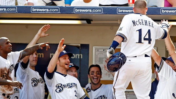 McGehee stars as Brewers rally to beat Cardinals