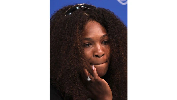 Serena withdraws, No. 1 Wozniacki loses