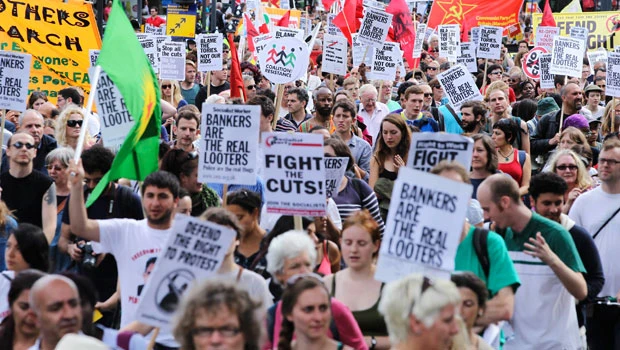 UK to tackle social problems after riots