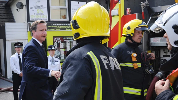 Violence spreads outside London; Parliament recalled from recess