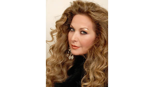 Actress Raghda defends herself