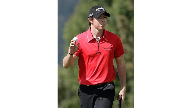 McIlroy shoots 65 to share Euro Masters lead