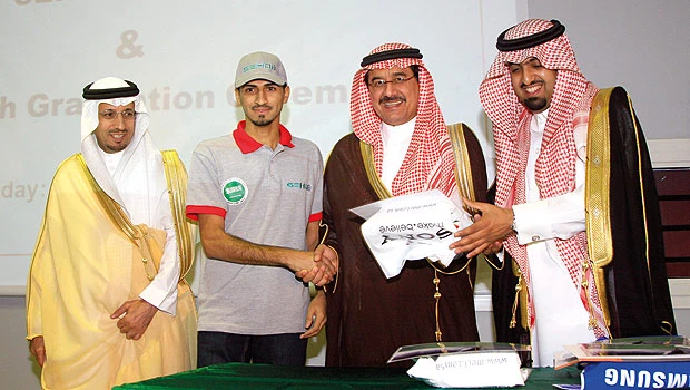 First group of 67 Saudi technicians graduates from Riyadh institute