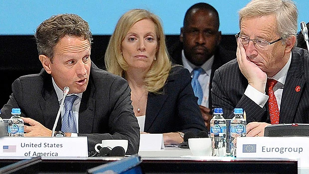 Geithner presses EU to act fast on debt