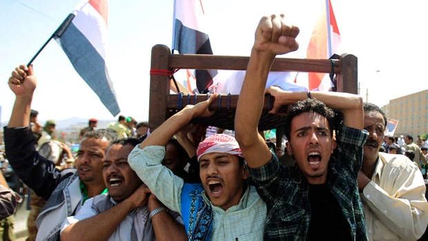 Fighting spreads in Yemen capital, five killed