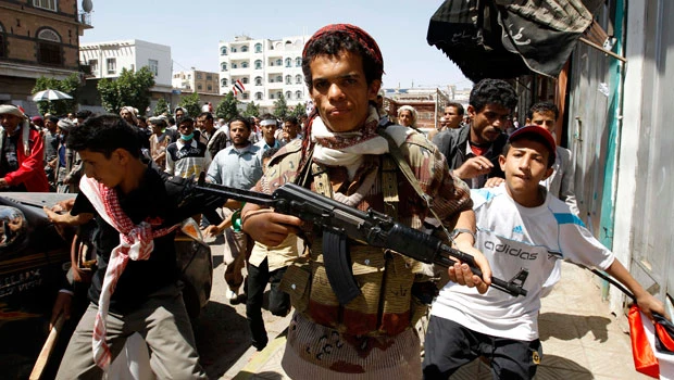 Renewed fighting kills two in Yemen capital