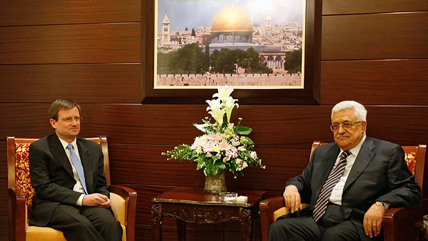 Palestinian hits out at US policy on UN bid