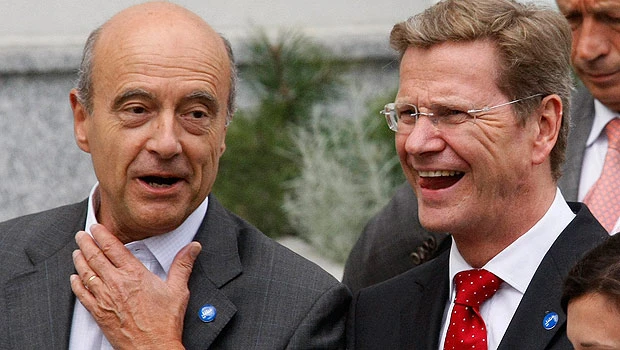 EU agrees on Syria oil embargo, other sanctions