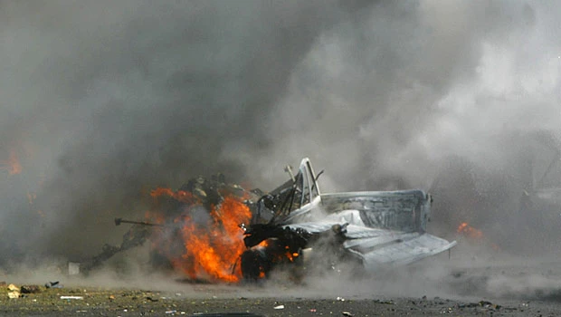 Suicide bomber attacks police in Iraq, killing 2