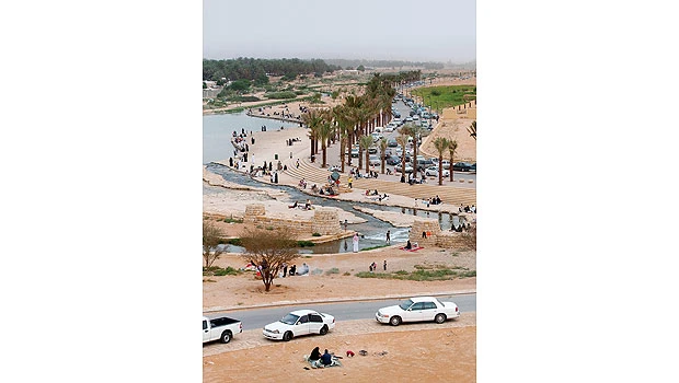 Wadi Hanifa lakes find favor with picnickers