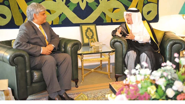 Indian ambassador presents credentials