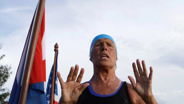 Nyad defies age, fatigue, jellies on marathon swim