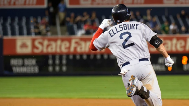 Red Sox keep wild-card lead after doubleheader split