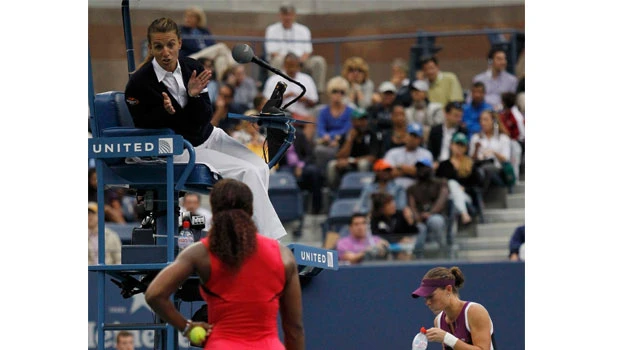 Serena loses cool in US Open finals loss to Stosur