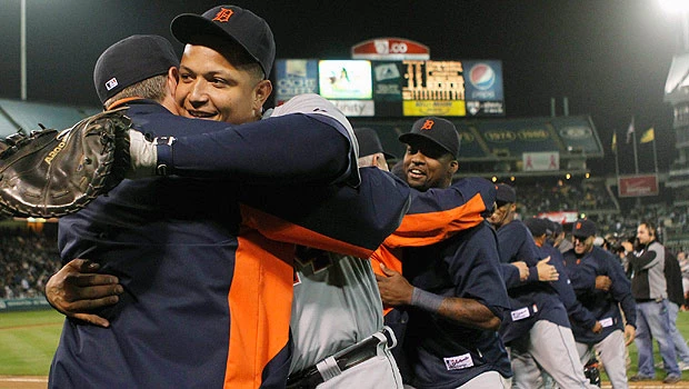 Tigers win Central, 1st division title since '87