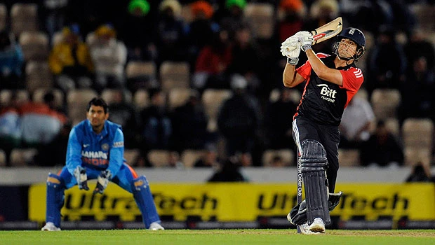 England compound India’s misery by winning second ODI