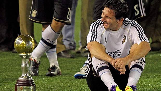 Argentina gives coach Sabella a winning start