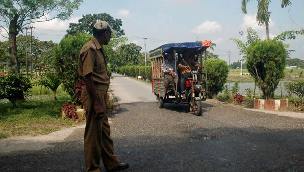 India, Bangladesh to help people stuck in enclaves