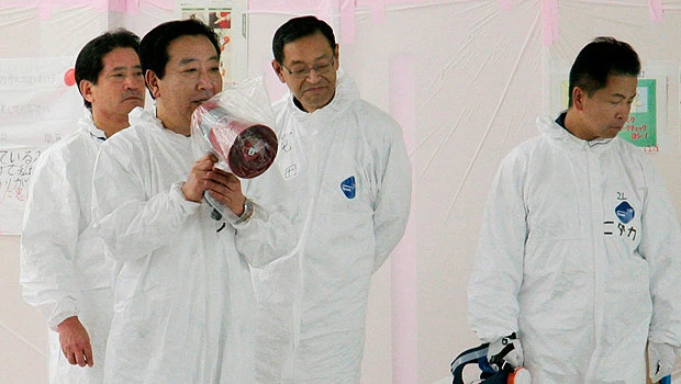 Japan PM visits disaster-hit areas, thanks military