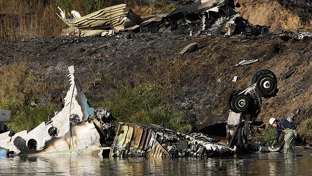 Russian jet crash kills 43, many top hockey stars