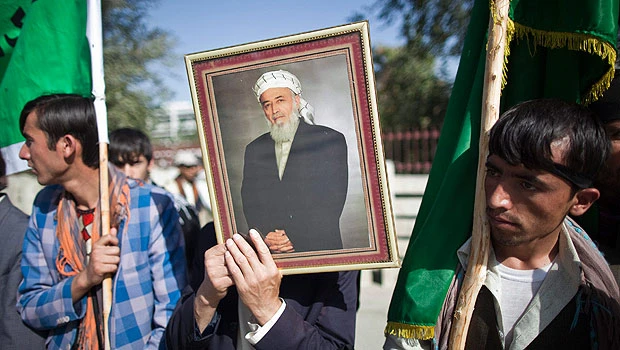 Mixed Taleban messages on killing may show divide