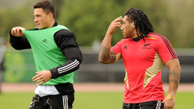 Rugby world focuses on Australia-NZ rivalry