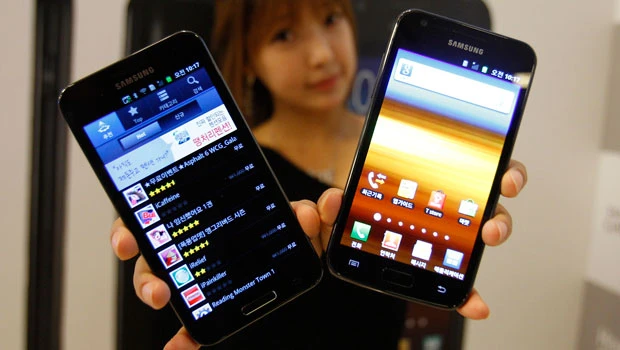 Samsung to seek ban on iPhone 4S sales in France, Italy