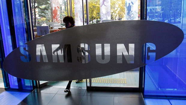 Samsung surpasses Apple in smartphones