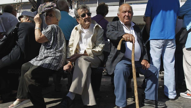 Europe warned of systemic crisis over debt