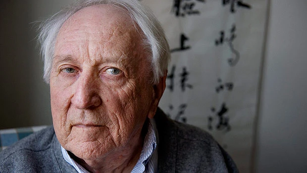 Swedish poet Transtromer wins Nobel in literature