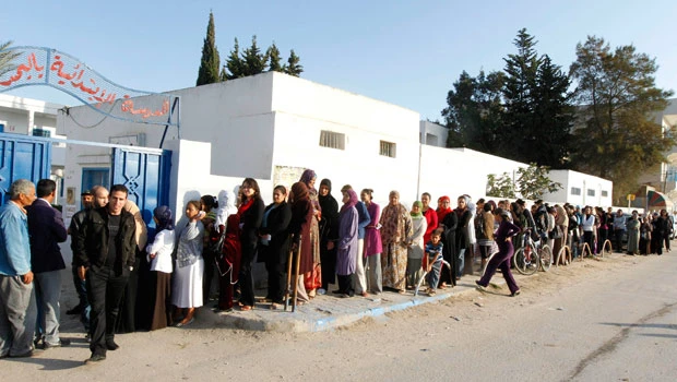Large turnout in Tunisia’s Arab Spring election