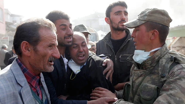 4 quake survivors pulled out alive in Turkey
