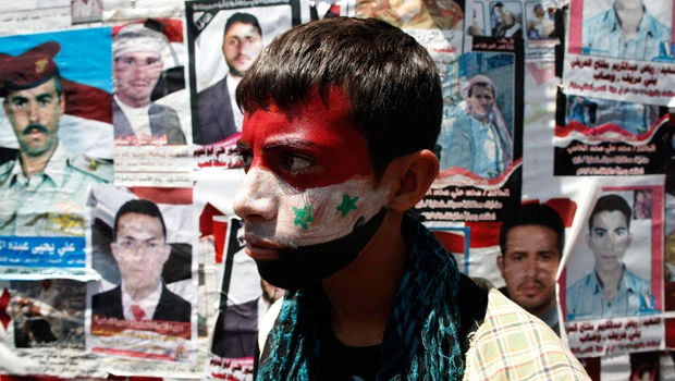 Yemeni jet mistakenly bombs army post, kills 30