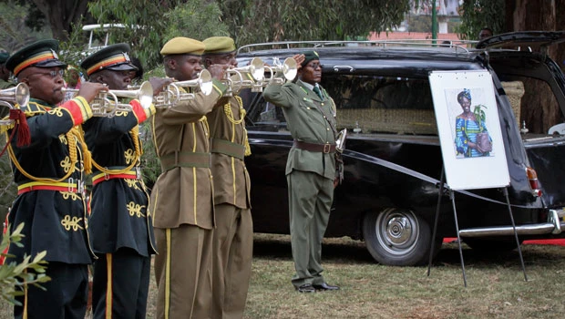 Kenyans pay final respects to Nobel laureate Maathai