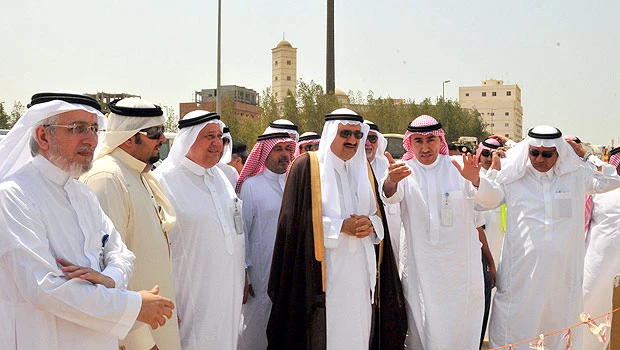 All emergency flood projects within deadline, says minister