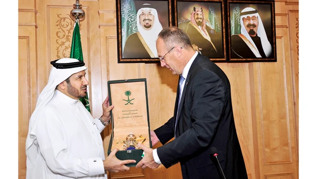 Kingdom, Hungary to boost cooperation in health care