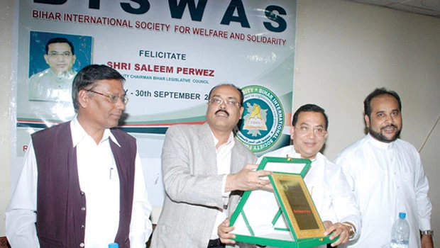 Long-time NRIs urged to return home and serve their country