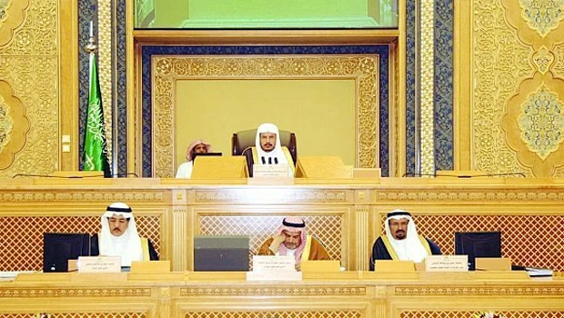 Shoura members, scholars denounce Qatif riots