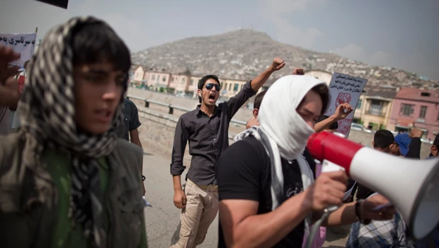Afghans rally in Kabul, demand NATO troops leave