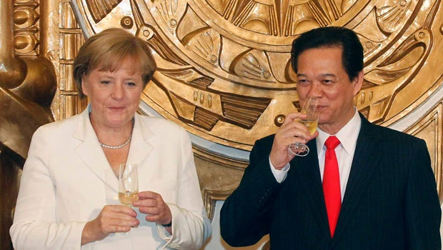 Germany’s Merkel visits Vietnam to boost ties