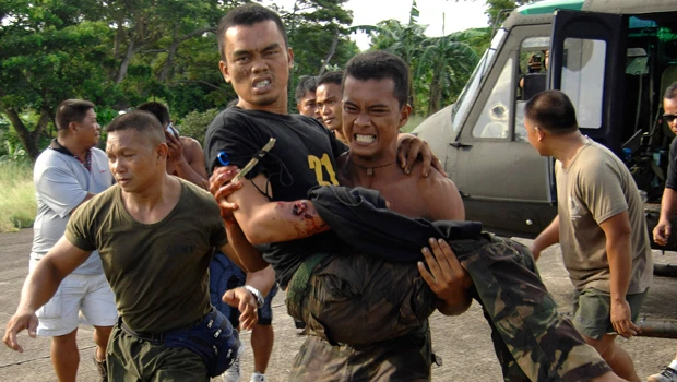 Filipino soldiers clash with rebels; 15 killed