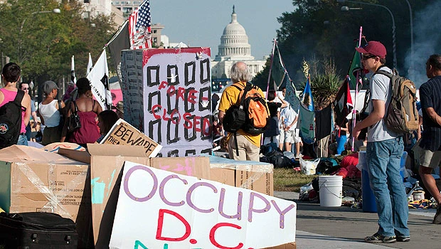 Anti-Wall Street protests spur political debate