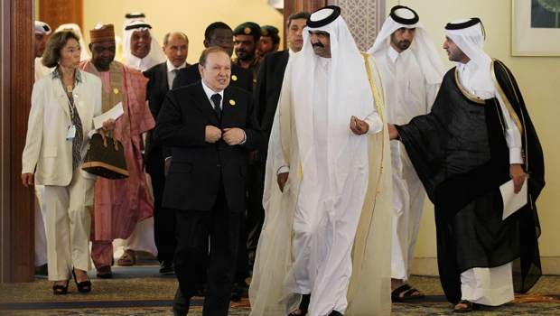 Qatar urges gas price link to oil markets