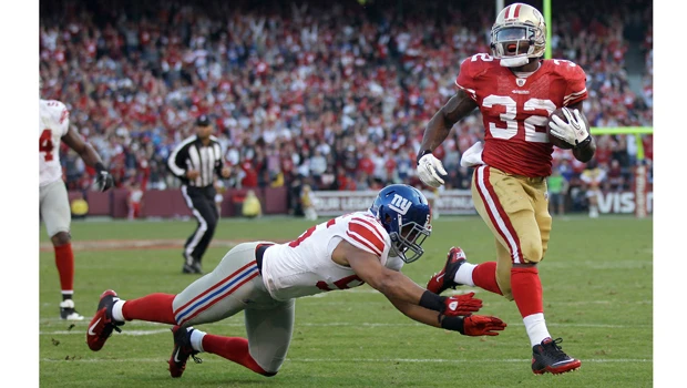 Saints score to take charge in NFC South