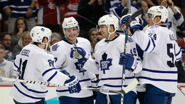 Bozak brace helps Leafs down Ducks