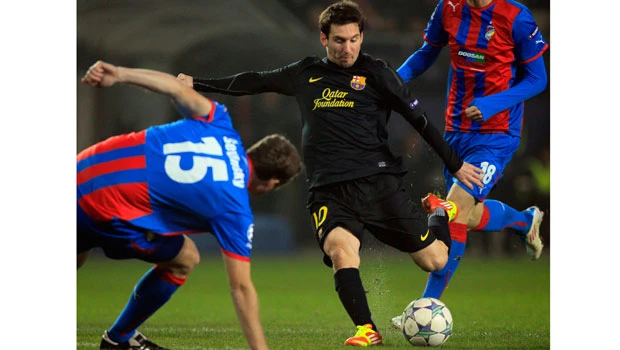 Barca, Milan reach last 16; APOEL marches on