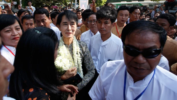 Myanmar's Suu Kyi to run for Parliament seat