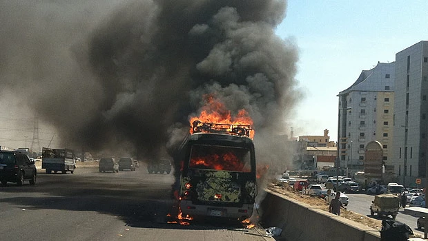 Two pilgrims die in Jeddah bus fire