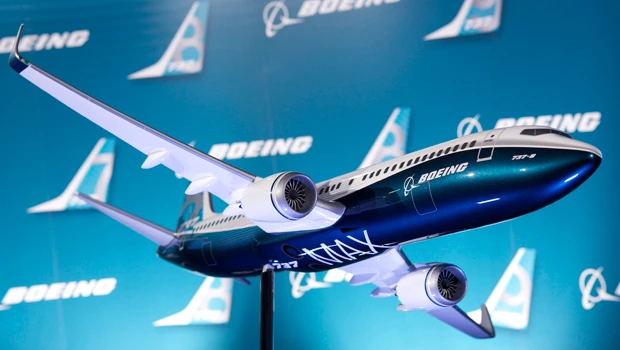 Boeing wins record $21.7 bln airplane order
